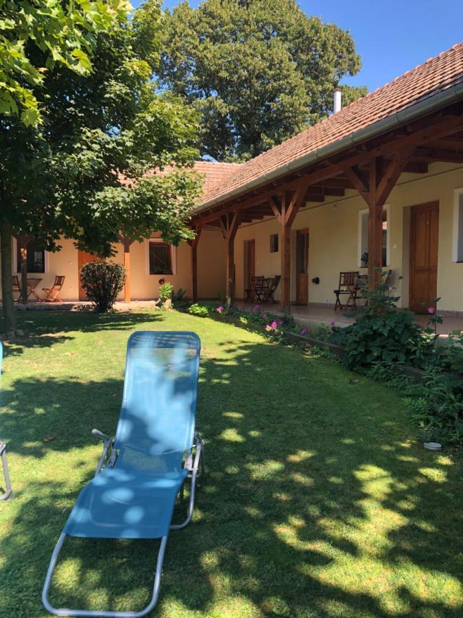 Tisza-Kert Vendeghaz -Tisza-Kert Vendeghaz II Hotel Tiszafüred Екстериор снимка